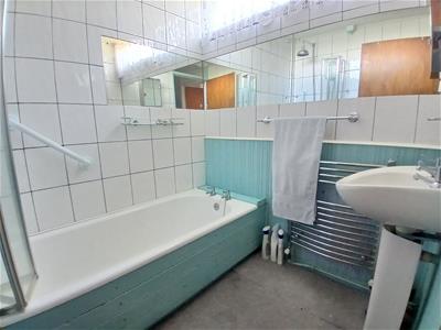 Picture 18